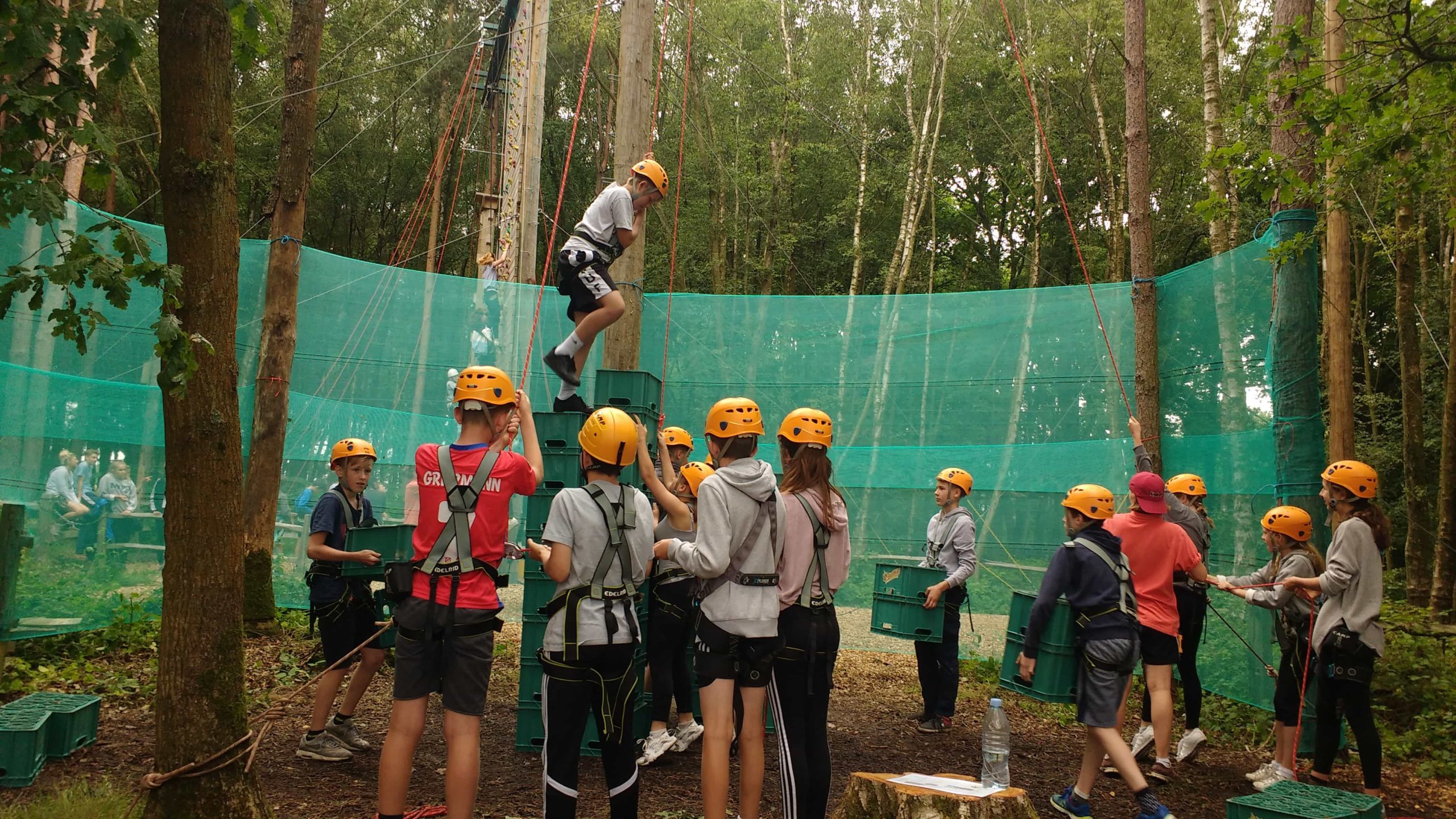 Crate stacking